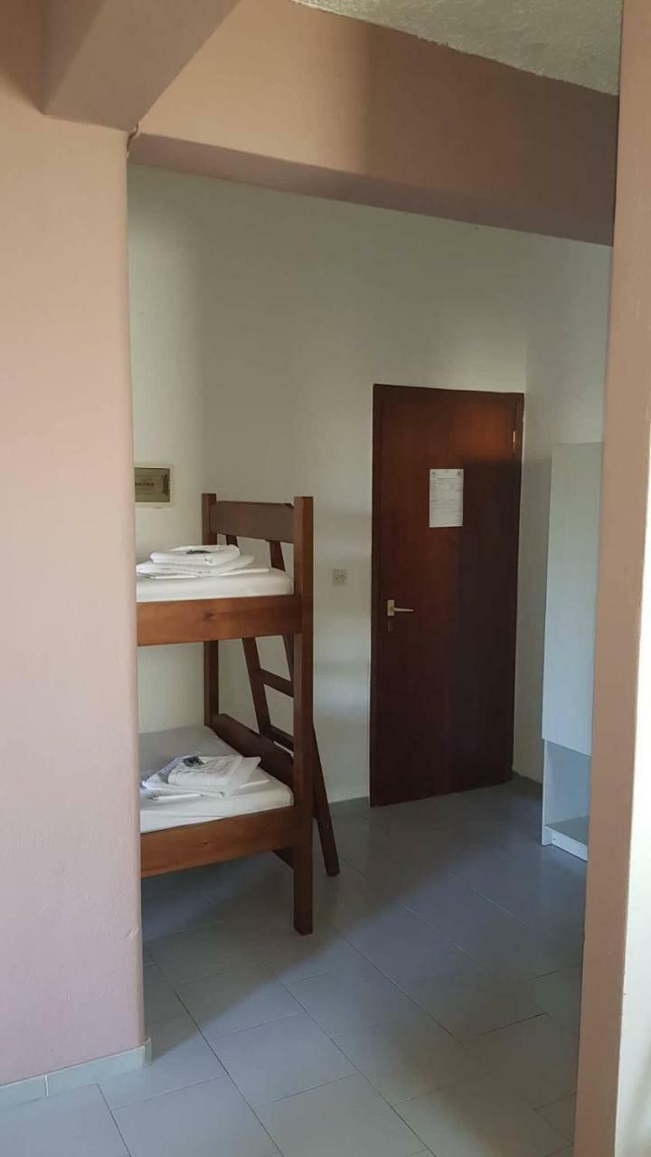 Athina Apartments 托隆 外观 照片