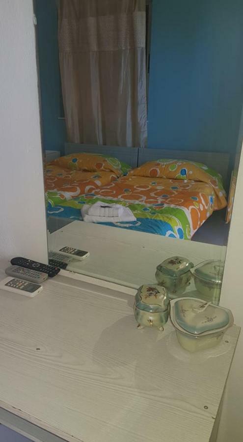 Athina Apartments 托隆 外观 照片