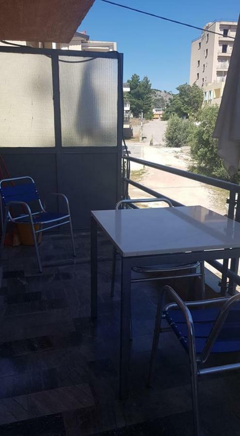 Athina Apartments 托隆 外观 照片