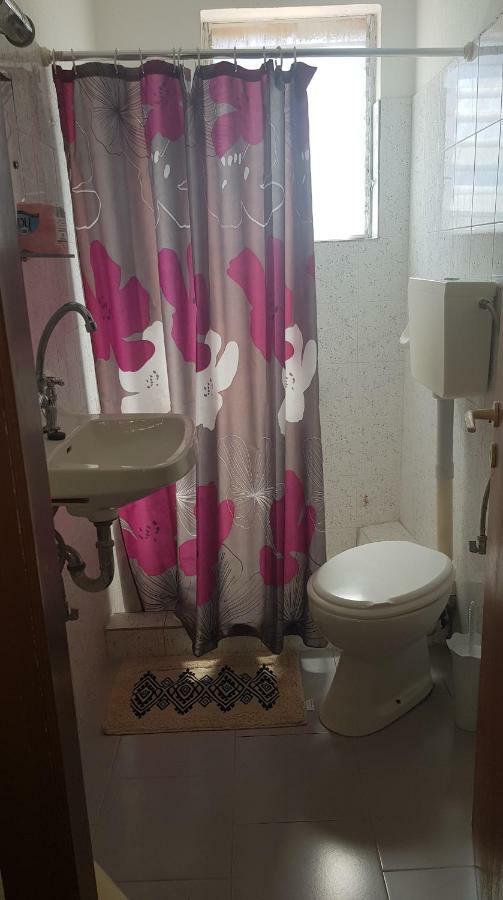 Athina Apartments 托隆 外观 照片