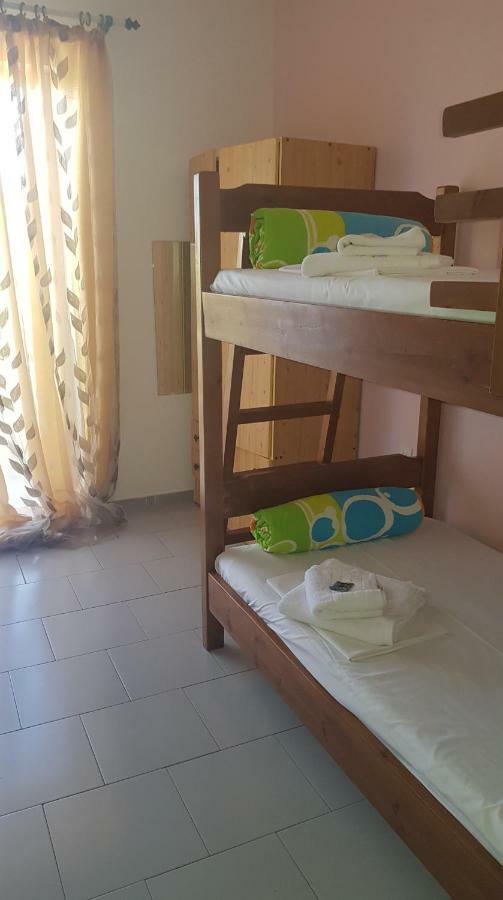 Athina Apartments 托隆 外观 照片